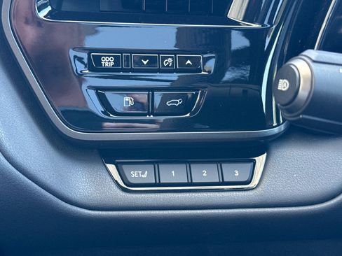 Certified 2025 Lexus TX 500h AWD w/ Technology Package image 38