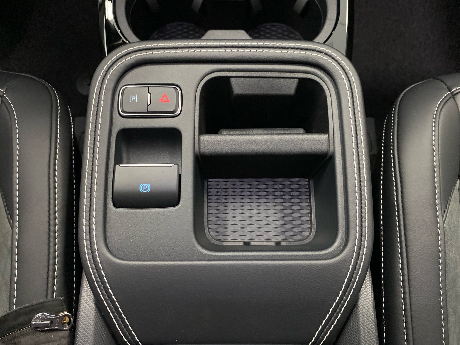 New 2025 Ford Mustang Mach-E GT w/ Bronze Appearance Package AWD/4WD image 47