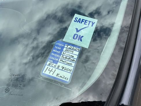 Used 2014 Nissan Pathfinder Platinum w/ Platinum Premium Package image 9