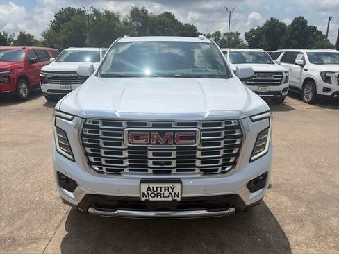 New 2026 GMC Yukon XL Denali w/ Sun & Power Step Package AWD/4WD image 9