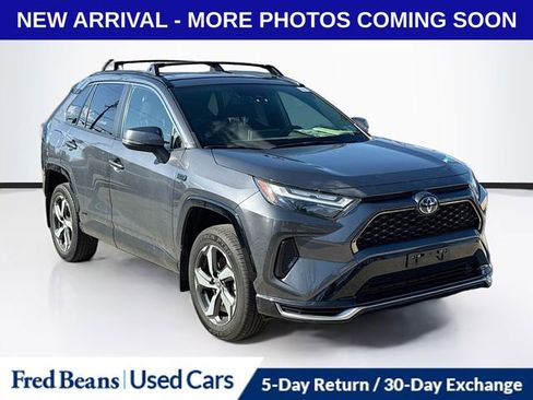 Used 2023 Toyota RAV4 SE w/ Weather & Moonroof Package image 1
