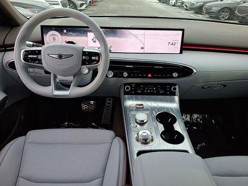 Certified 2026 Genesis Electrified GV70 image 15