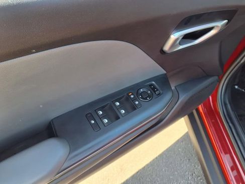 Used 2025 Kia K4 FWD image 13
