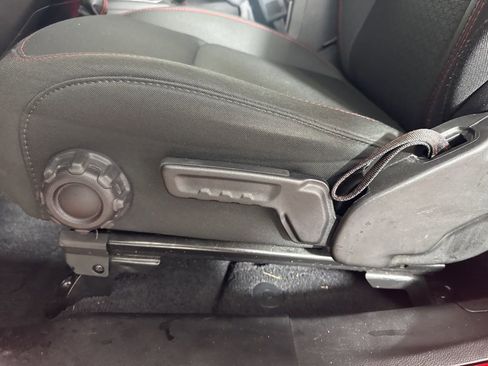 Used 2021 Jeep Wrangler Rubicon image 15