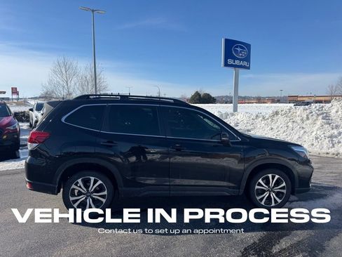 Used 2020 Subaru Forester Limited image 2