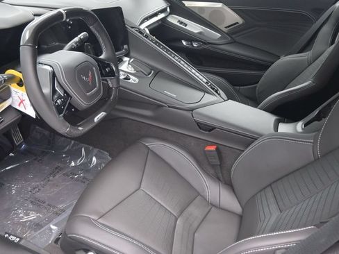 New 2025 Chevrolet Corvette Z06 w/ Z07 Performance Package RWD image 19