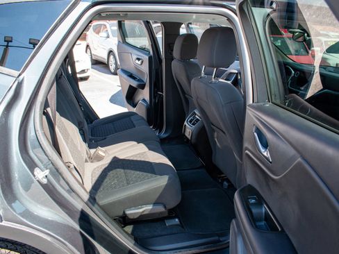 Used 2019 Chevrolet Blazer LT image 18