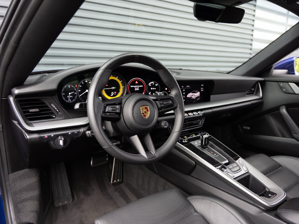 Used 2023 Porsche 911 Carrera S w/ Sport Package RWD image 4