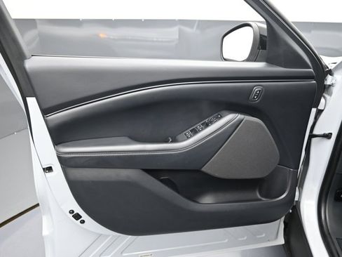 Used 2023 Ford Mustang Mach-E Select image 18