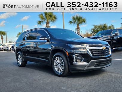 Used 2023 Chevrolet Traverse LT