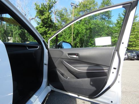 Used 2024 Toyota Corolla SE FWD image 12