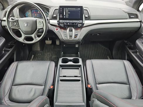 Used 2023 Honda Odyssey Sport image 11