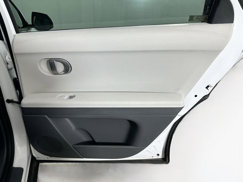 Used 2024 Hyundai Ioniq 5 SEL image 30