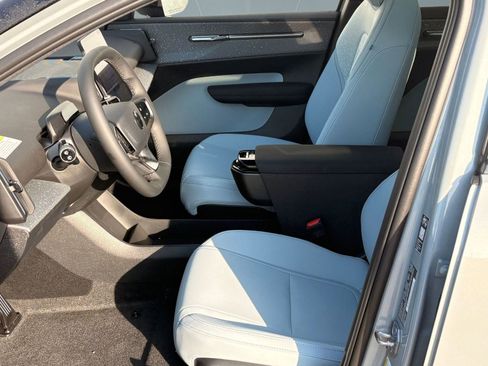 Used 2026 Volvo EX30 Ultra image 5