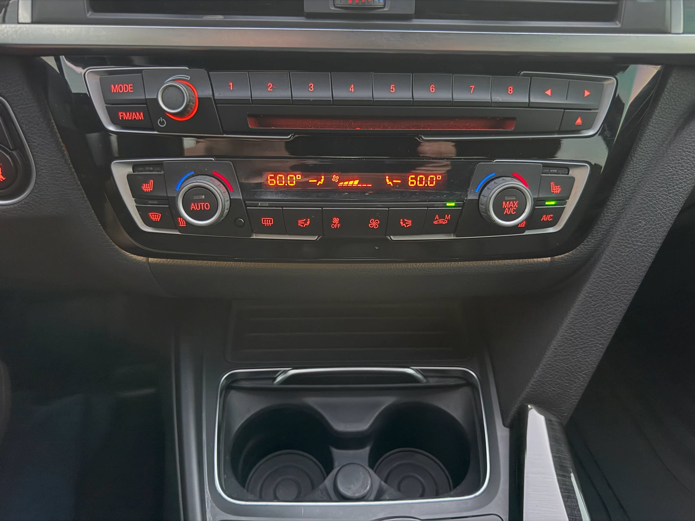 Used 2017 BMW 330i Sedan RWD image 29