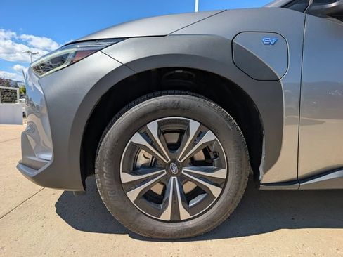 Used 2024 Subaru Solterra AWD/4WD image 11