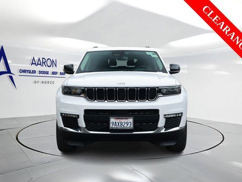 Used 2022 Jeep Grand Cherokee L Limited AWD/4WD image 4