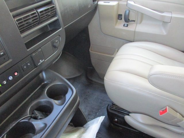 Used 2021 Chevrolet Express 3500 w/ Power Convenience Package RWD image 28