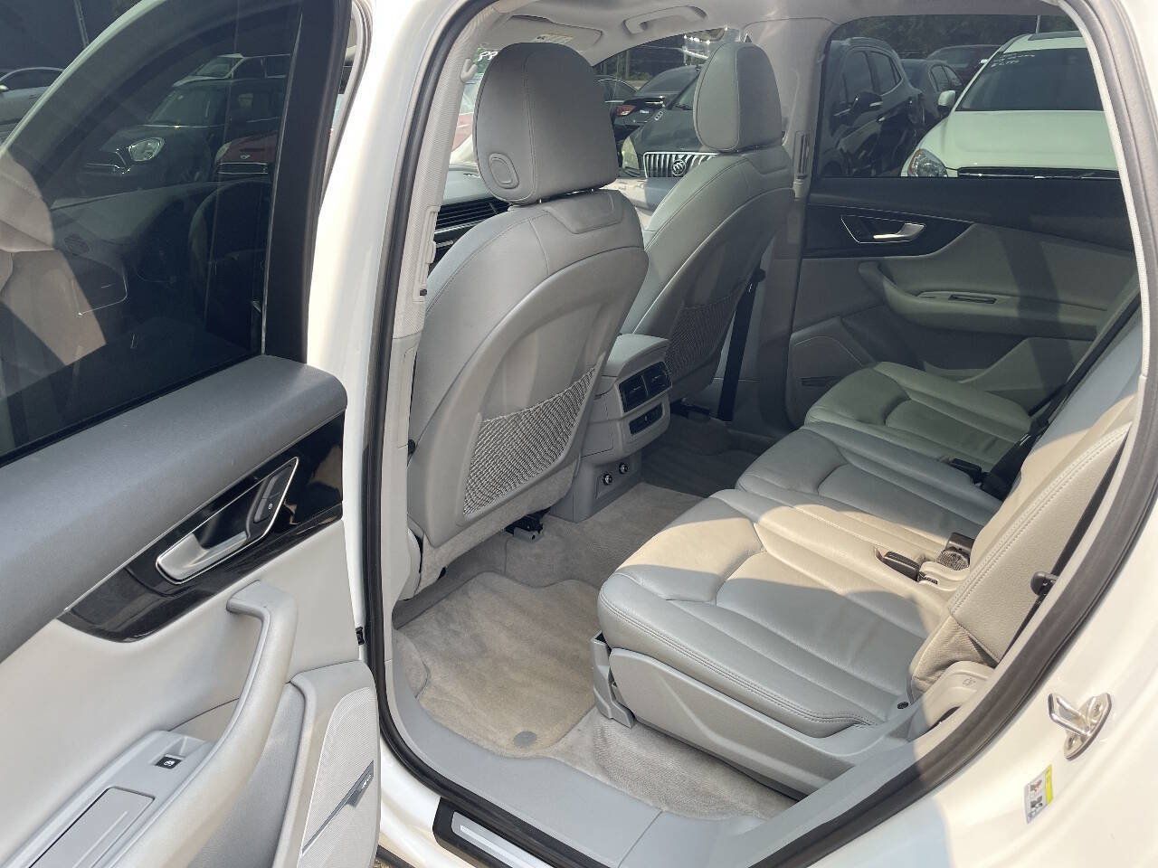 Used 2019 Audi Q7 3.0T Premium Plus AWD/4WD image 26