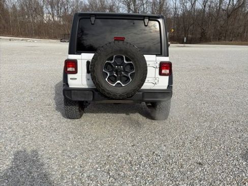 Used 2018 Jeep Wrangler Unlimited Sport S image 7