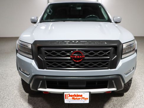 Used 2023 Nissan Frontier PRO-4X w/ Technology Package AWD/4WD image 4