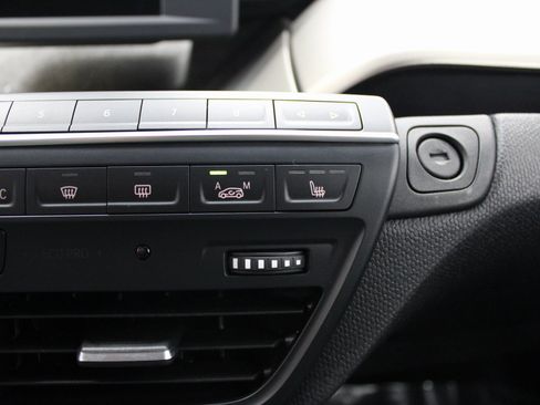 Used 2018 BMW i3 w/ Range Extender image 44