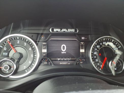 Used 2022 RAM 1500 Laramie w/ Sport Appearance Package image 18