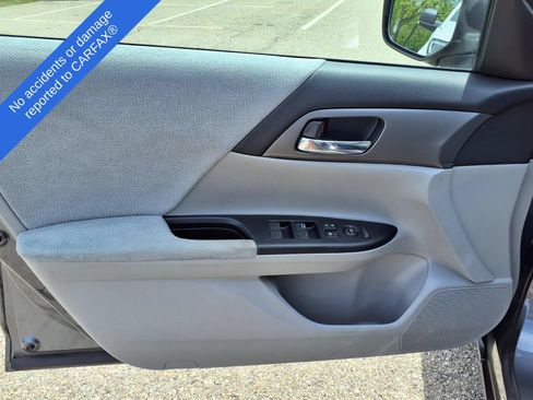 Used 2013 Honda Accord LX image 15