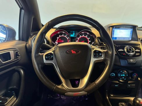 Used 2017 Ford Fiesta ST FWD image 11