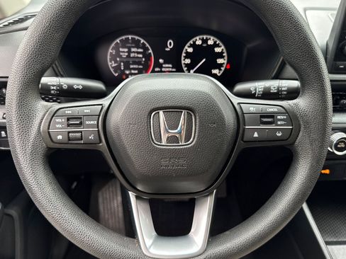 Used 2024 Honda CR-V LX image 11