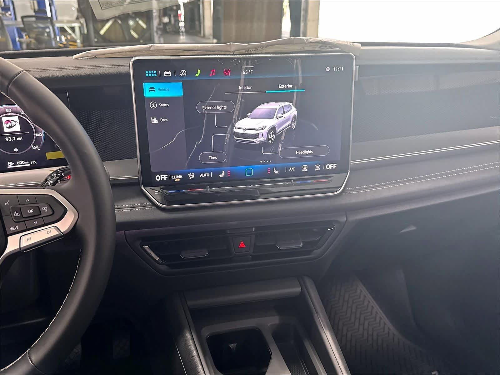 New 2026 Volkswagen Tiguan SE AWD/4WD image 6
