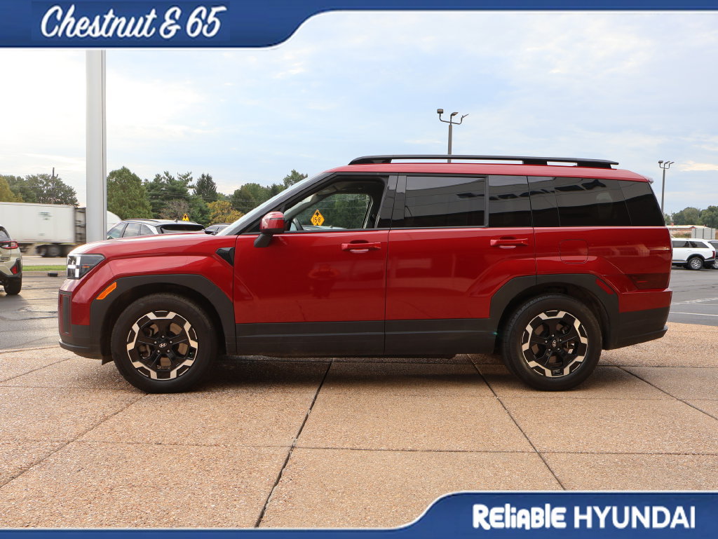 Used 2025 Hyundai Santa Fe SEL AWD/4WD image 3
