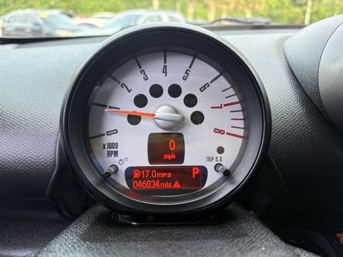 Used 2012 MINI Cooper Countryman FWD image 16