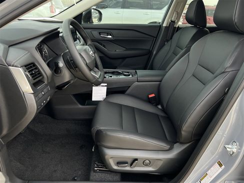 New 2026 Nissan Rogue SV image 13