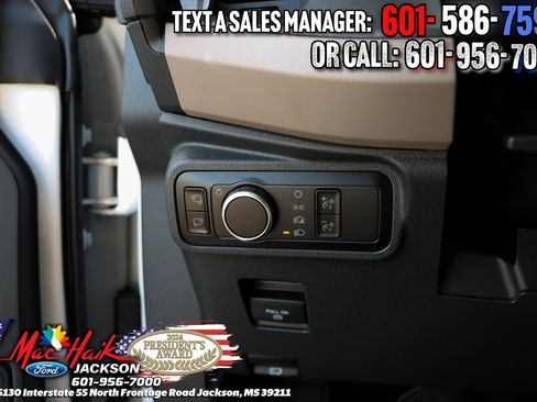 Certified 2024 Ford Bronco Wildtrak image 19