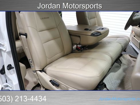 Used 2001 Ford F350 Lariat image 19