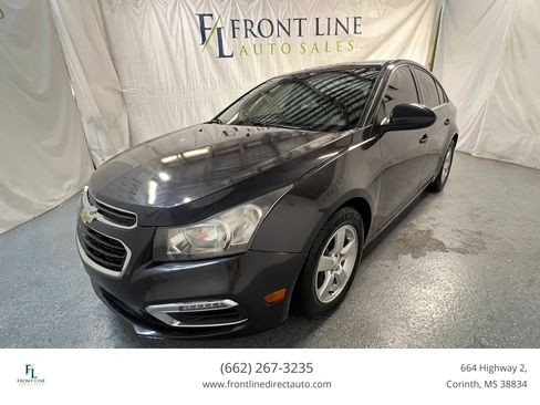 Used 2016 Chevrolet Cruze LT FWD image 2