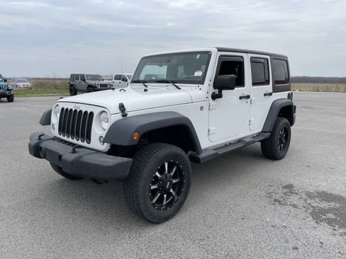 Used 2014 Jeep Wrangler Unlimited Sport w/ Quick Order Package 24S image 3
