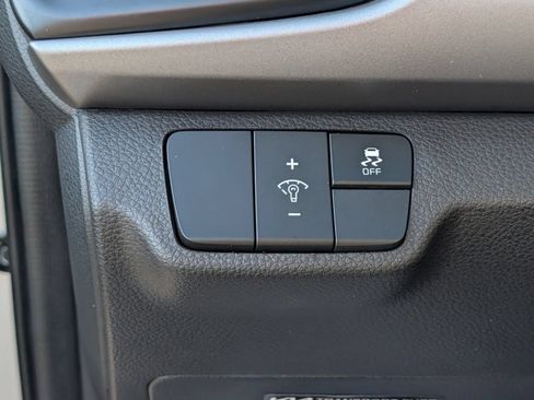 Used 2023 Kia Rio LX FWD image 9