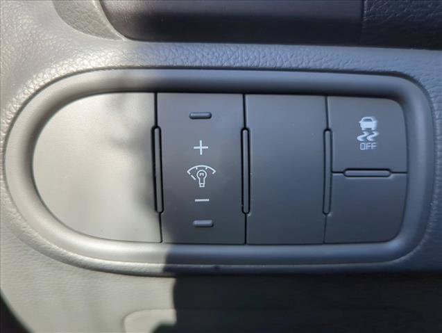 Used 2018 Kia Forte LX w/ LX Rear Camera Package FWD image 12