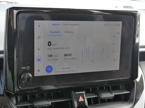 Used 2024 Toyota Corolla LE image 40