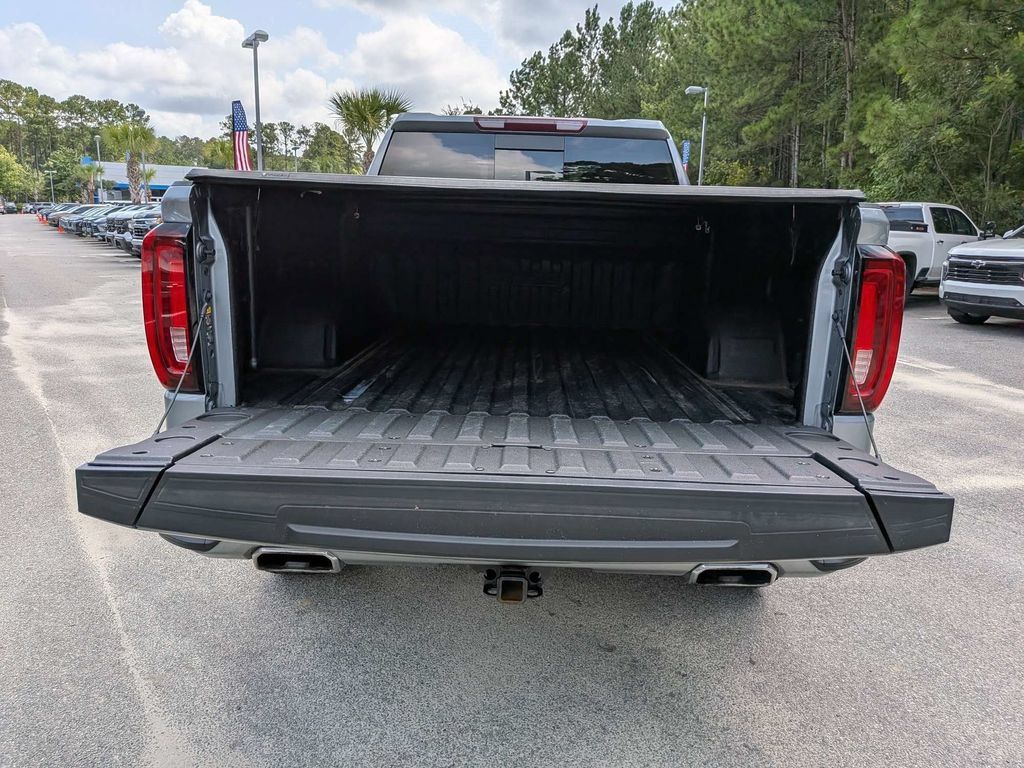 Used 2024 GMC Sierra 1500 AT4 w/ AT4 Premium Package AWD/4WD image 13