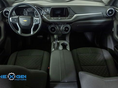 Used 2020 Chevrolet Blazer LT FWD image 27
