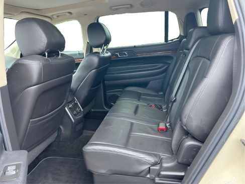 Used 2016 Lincoln MKT AWD w/ Equipment Group 201A image 12