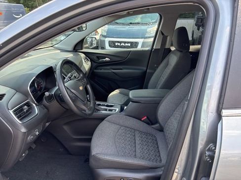 Used 2024 Chevrolet Equinox LT image 16