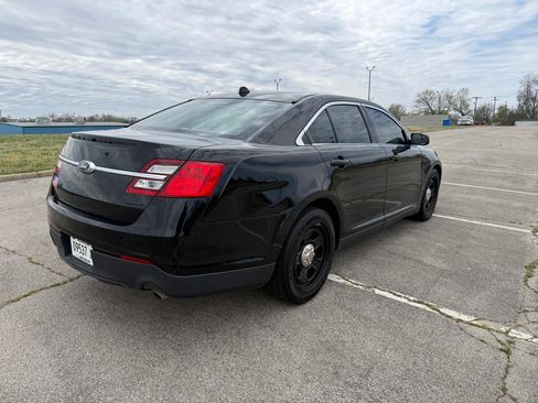 Used 2017 Ford Taurus Police Interceptor image 5