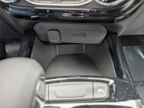 New 2026 Chevrolet Trax LT w/ Driver Confidence Package FWD image 20