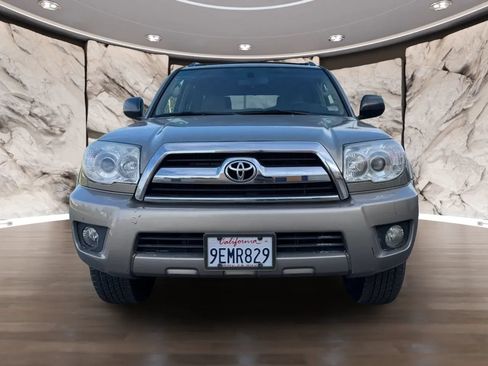 Used 2007 Toyota 4Runner SR5 RWD image 2