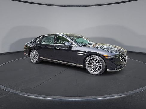 Used 2024 Genesis G90 3.5T AWD/4WD image 6