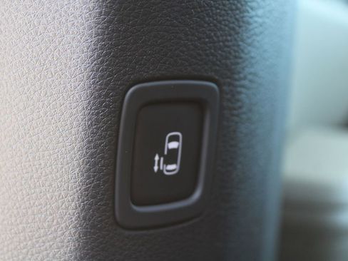 New 2026 Kia Carnival EX image 20